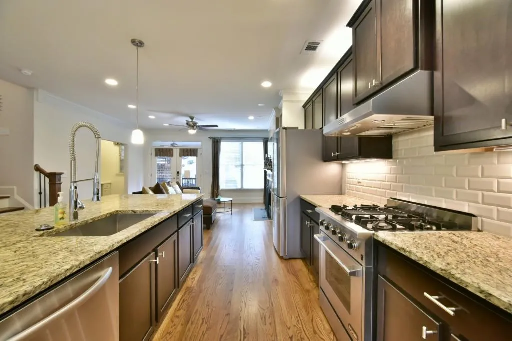 336 Alberta Terrace Ne, Atlanta, Georgia 30305, 3 Bedrooms Bedrooms, ,4 BathroomsBathrooms,Residential,Sold,336 Alberta Terrace Ne,5627784