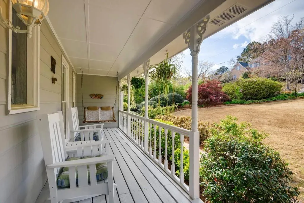 Covered Front Porch