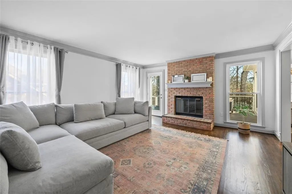 2nd Fireplace in Living Room
