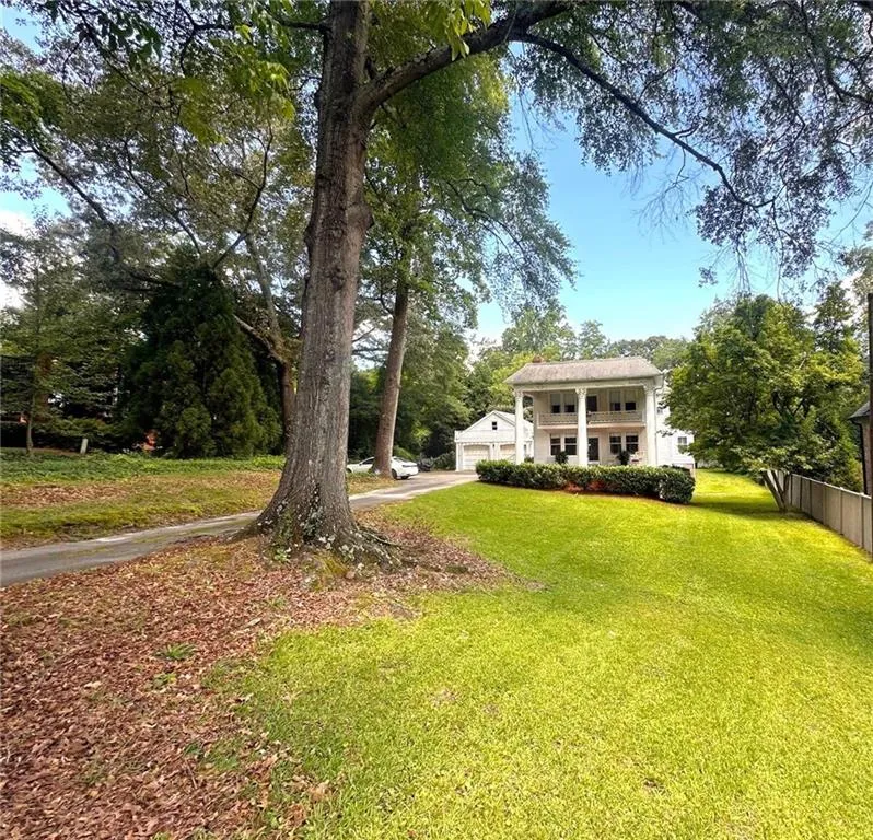 1242 Star Drive Ne, Brookhaven, Georgia 30319, 4 Bedrooms Bedrooms, ,2 BathroomsBathrooms,Residential,For Sale,1242 Star Drive Ne,7591704