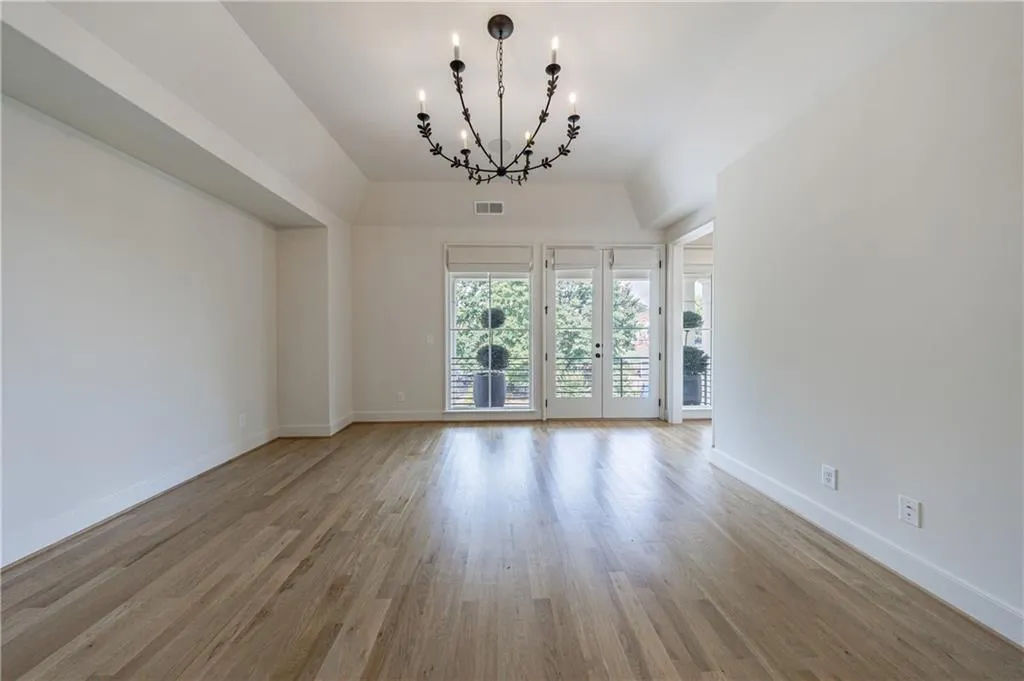 81 Delmont Drive Ne, Atlanta, Georgia 30305, 4 Bedrooms Bedrooms, ,3 BathroomsBathrooms,Residential,For Sale,81 Delmont Drive Ne,7635841