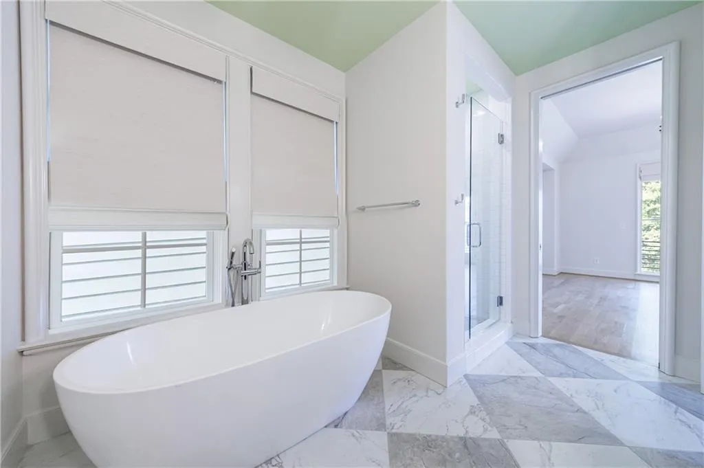 81 Delmont Drive Ne, Atlanta, Georgia 30305, 4 Bedrooms Bedrooms, ,3 BathroomsBathrooms,Residential,For Sale,81 Delmont Drive Ne,7635841