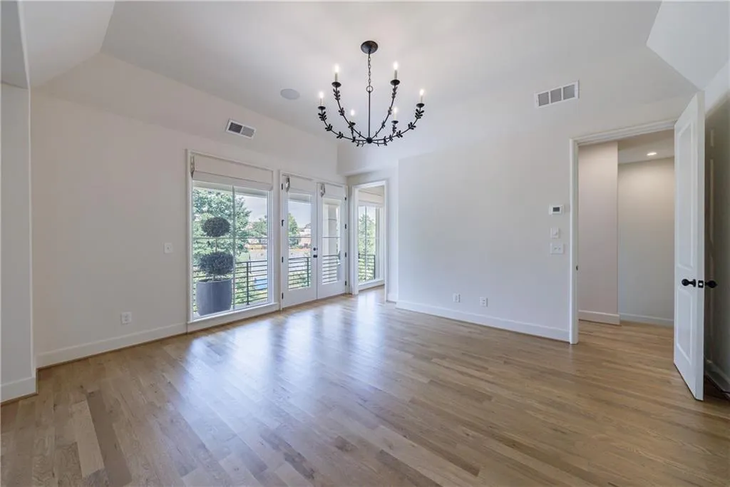 81 Delmont Drive Ne, Atlanta, Georgia 30305, 4 Bedrooms Bedrooms, ,3 BathroomsBathrooms,Residential,For Sale,81 Delmont Drive Ne,7635841