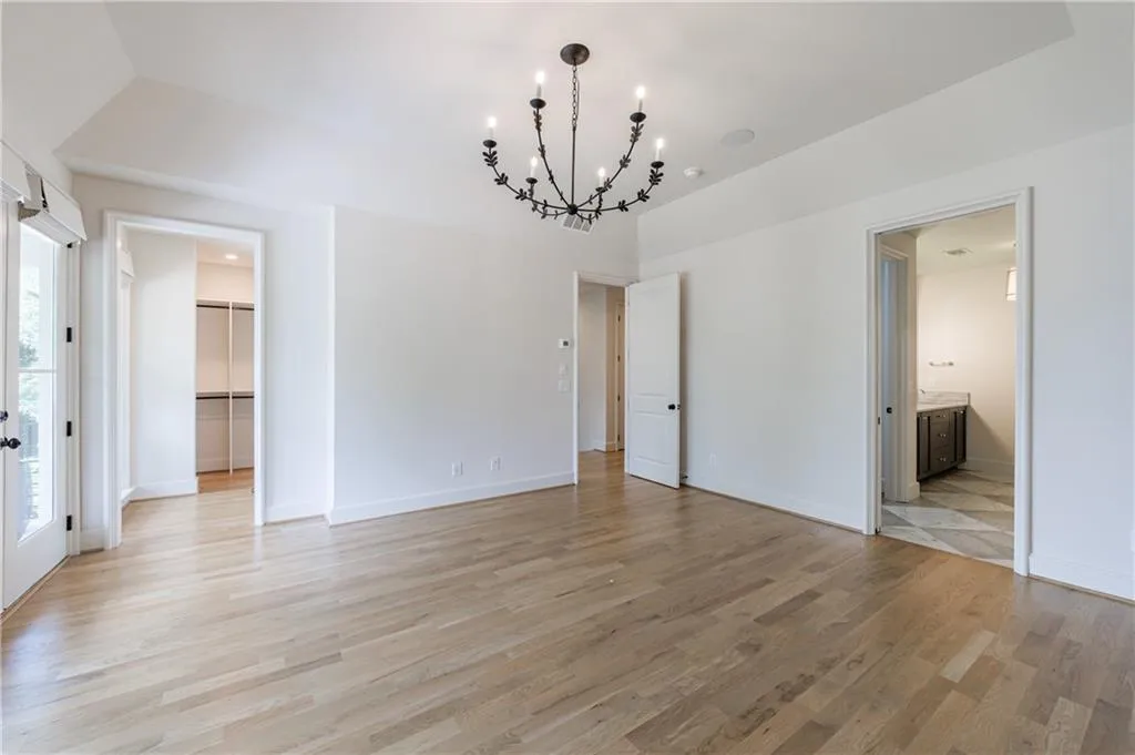 81 Delmont Drive Ne, Atlanta, Georgia 30305, 4 Bedrooms Bedrooms, ,3 BathroomsBathrooms,Residential,For Sale,81 Delmont Drive Ne,7635841