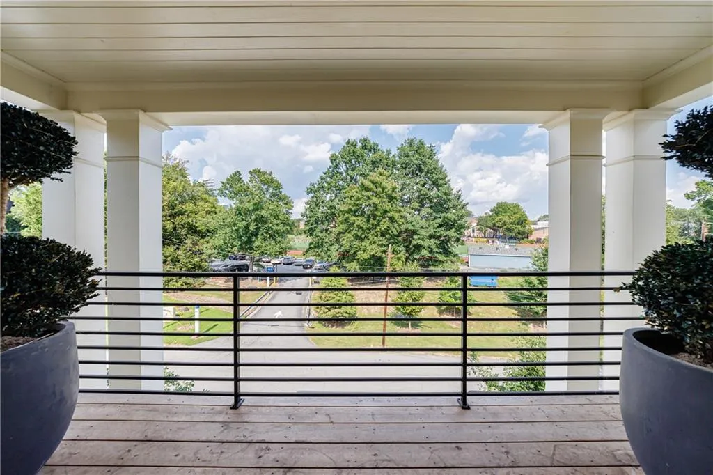 81 Delmont Drive Ne, Atlanta, Georgia 30305, 4 Bedrooms Bedrooms, ,3 BathroomsBathrooms,Residential,For Sale,81 Delmont Drive Ne,7635841