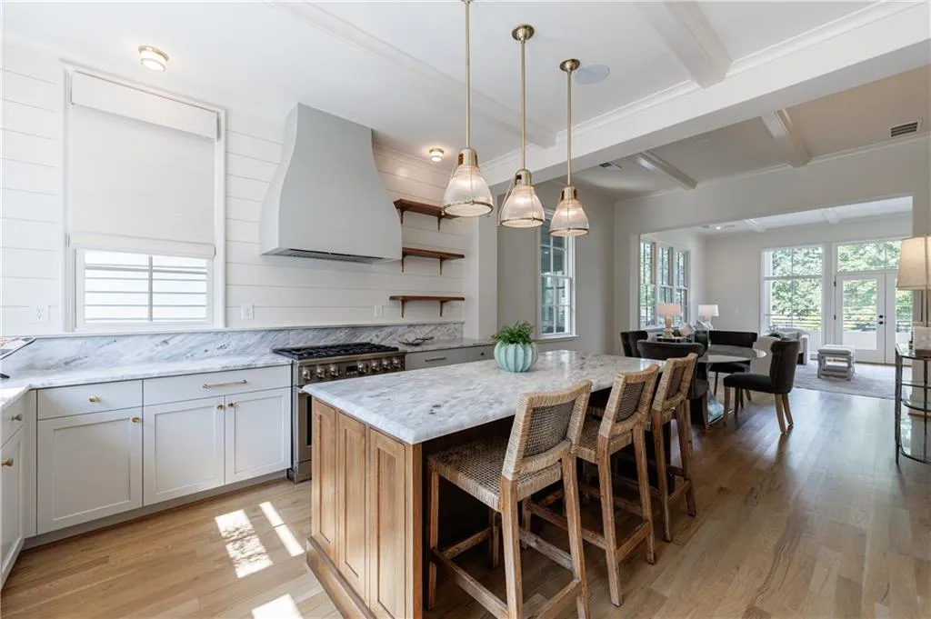 81 Delmont Drive Ne, Atlanta, Georgia 30305, 4 Bedrooms Bedrooms, ,3 BathroomsBathrooms,Residential,For Sale,81 Delmont Drive Ne,7635841