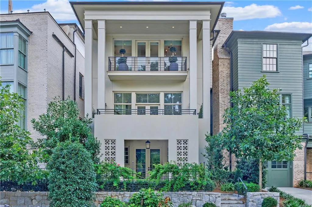 81 Delmont Drive Ne, Atlanta, Georgia 30305, 4 Bedrooms Bedrooms, ,3 BathroomsBathrooms,Residential,For Sale,81 Delmont Drive Ne,7635841