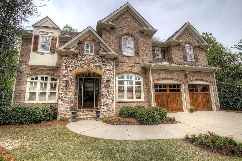 940 Glengate Place, Sandy Springs, Georgia 30328, 6 Bedrooms Bedrooms, ,5 BathroomsBathrooms,Residential,Sold,940 Glengate Place,5674411