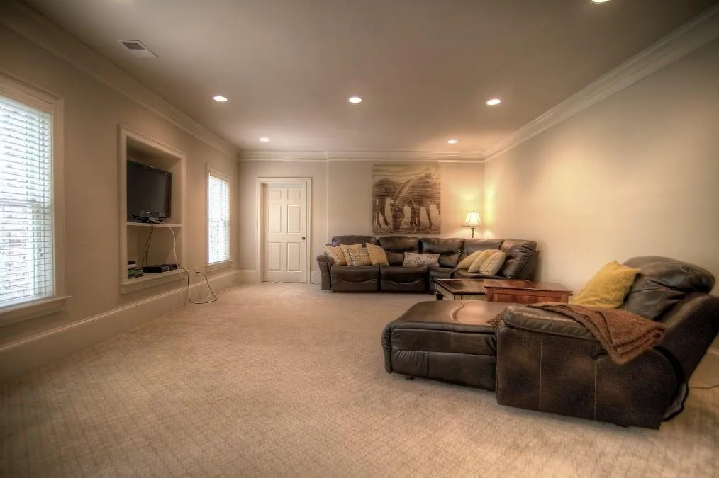 940 Glengate Place, Sandy Springs, Georgia 30328, 6 Bedrooms Bedrooms, ,5 BathroomsBathrooms,Residential,Sold,940 Glengate Place,5674411