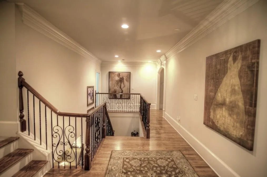 940 Glengate Place, Sandy Springs, Georgia 30328, 6 Bedrooms Bedrooms, ,5 BathroomsBathrooms,Residential,Sold,940 Glengate Place,5674411