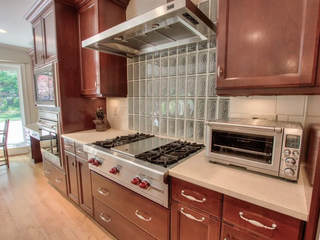 5950 Riverwood Drive, Sandy Springs, Georgia 30328, 5 Bedrooms Bedrooms, ,4 BathroomsBathrooms,Residential,Sold,5950 Riverwood Drive,5880392