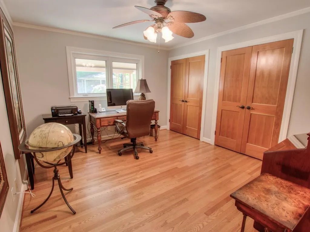 5950 Riverwood Drive, Sandy Springs, Georgia 30328, 5 Bedrooms Bedrooms, ,4 BathroomsBathrooms,Residential,Sold,5950 Riverwood Drive,5880392