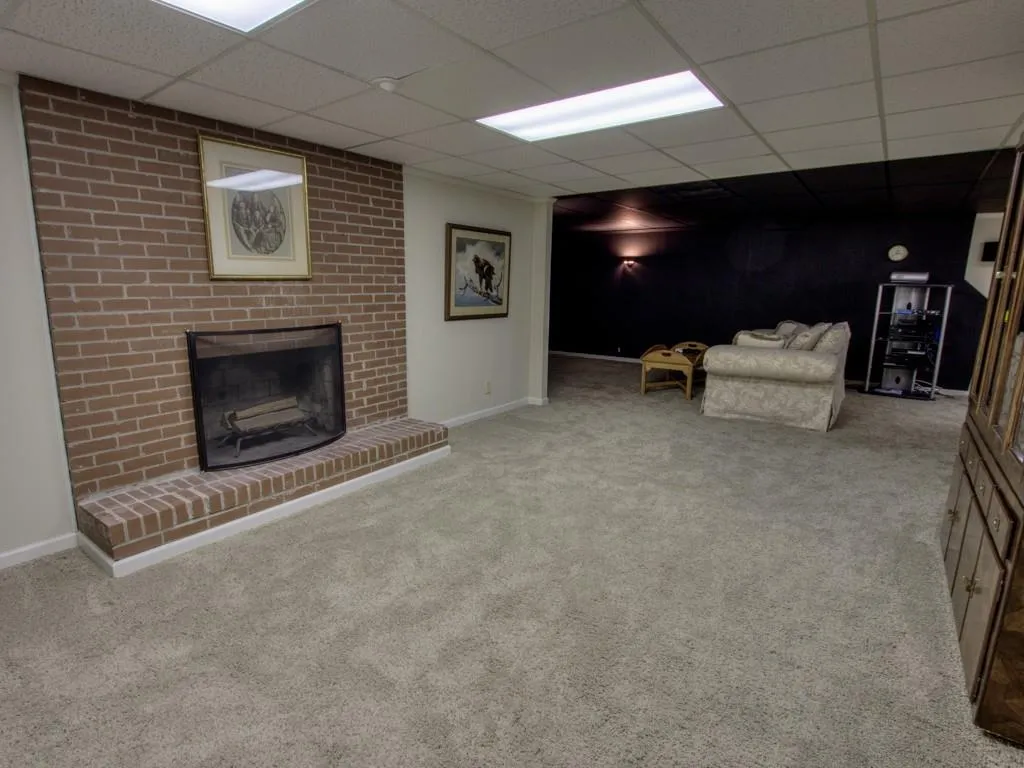 5950 Riverwood Drive, Sandy Springs, Georgia 30328, 5 Bedrooms Bedrooms, ,4 BathroomsBathrooms,Residential,Sold,5950 Riverwood Drive,5880392