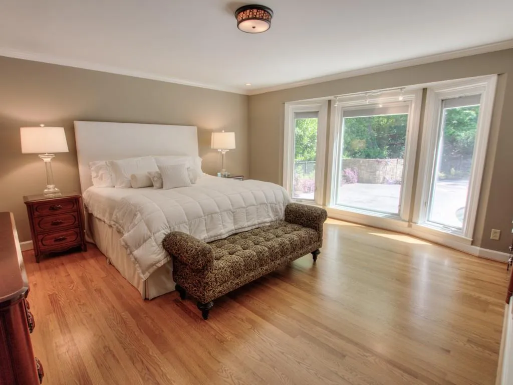 5950 Riverwood Drive, Sandy Springs, Georgia 30328, 5 Bedrooms Bedrooms, ,4 BathroomsBathrooms,Residential,Sold,5950 Riverwood Drive,5880392