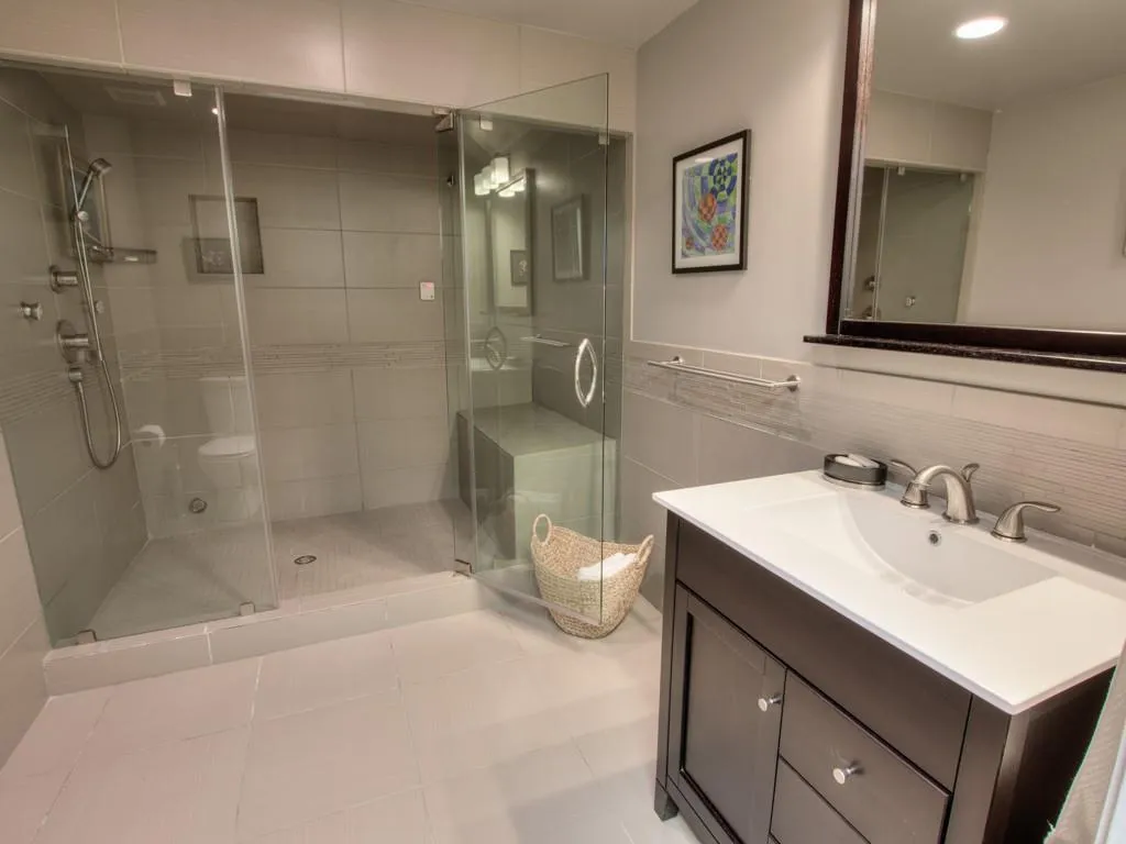 5950 Riverwood Drive, Sandy Springs, Georgia 30328, 5 Bedrooms Bedrooms, ,4 BathroomsBathrooms,Residential,Sold,5950 Riverwood Drive,5880392