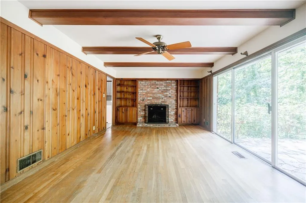 680 Edgewater Trail, Atlanta, Georgia 30328, 4 Bedrooms Bedrooms, ,3 BathroomsBathrooms,Residential,Sold,680 Edgewater Trail,7451228