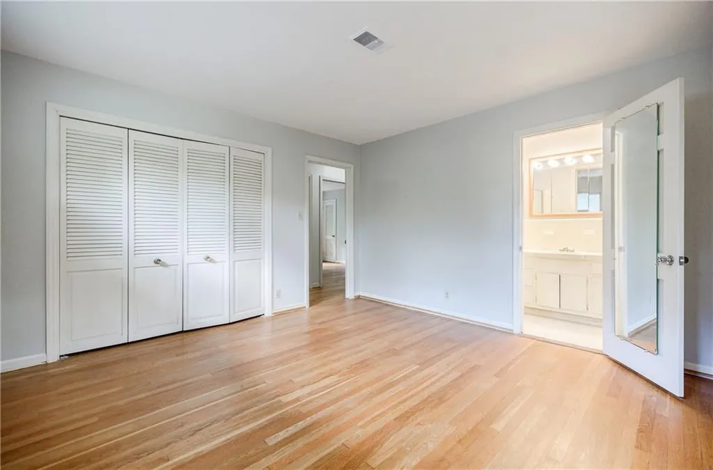 680 Edgewater Trail, Atlanta, Georgia 30328, 4 Bedrooms Bedrooms, ,3 BathroomsBathrooms,Residential,Sold,680 Edgewater Trail,7451228