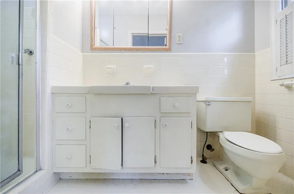 680 Edgewater Trail, Atlanta, Georgia 30328, 4 Bedrooms Bedrooms, ,3 BathroomsBathrooms,Residential,Sold,680 Edgewater Trail,7451228