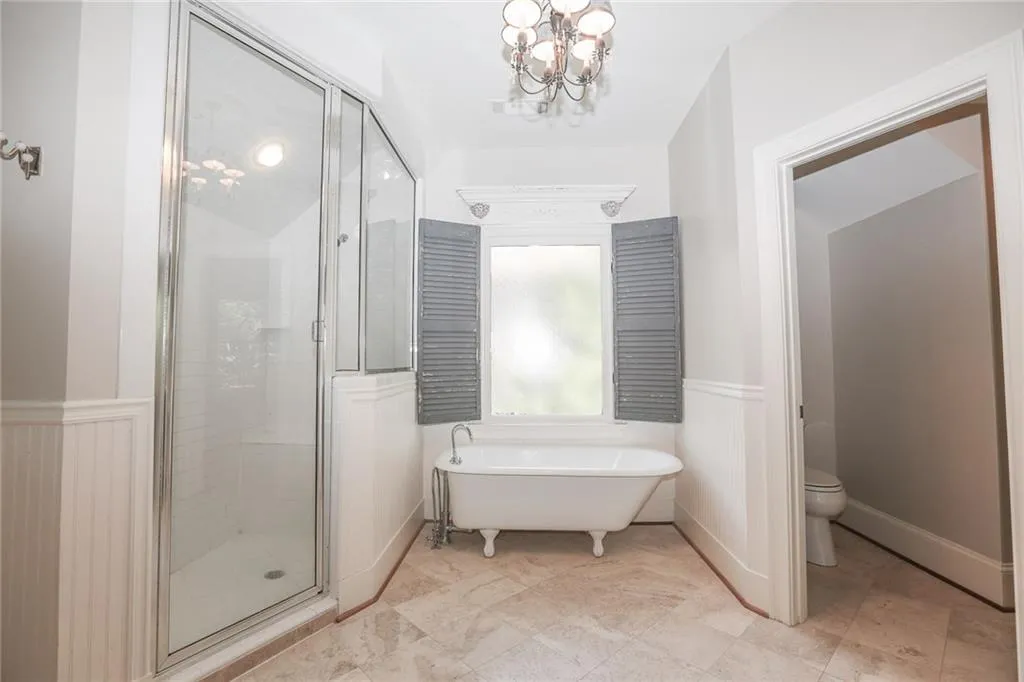 105 Grogans Landing, Sandy Springs, Georgia 30350, 5 Bedrooms Bedrooms, ,4 BathroomsBathrooms,Residential,Sold,105 Grogans Landing,5893681