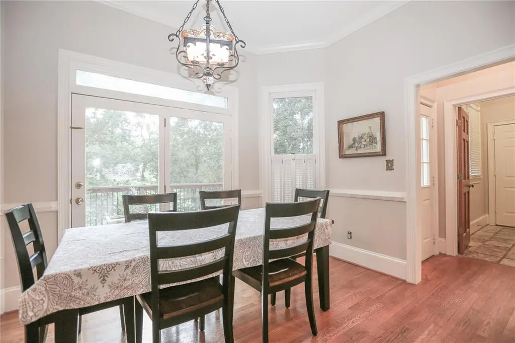 105 Grogans Landing, Sandy Springs, Georgia 30350, 5 Bedrooms Bedrooms, ,4 BathroomsBathrooms,Residential,Sold,105 Grogans Landing,5893681