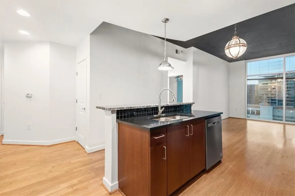 250 Pharr Road Ne Unit 1507, Atlanta, Georgia 30305, 1 Bedroom Bedrooms, 0 ,1 BathroomBathrooms,Residential,For Sale,250 Pharr Road Ne Unit 1507,7730578