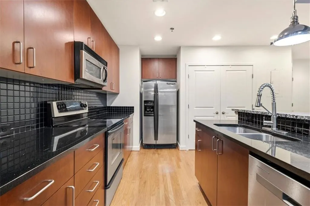 250 Pharr Road Ne Unit 1507, Atlanta, Georgia 30305, 1 Bedroom Bedrooms, 0 ,1 BathroomBathrooms,Residential,For Sale,250 Pharr Road Ne Unit 1507,7730578