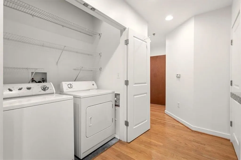 250 Pharr Road Ne Unit 1507, Atlanta, Georgia 30305, 1 Bedroom Bedrooms, 0 ,1 BathroomBathrooms,Residential,For Sale,250 Pharr Road Ne Unit 1507,7730578