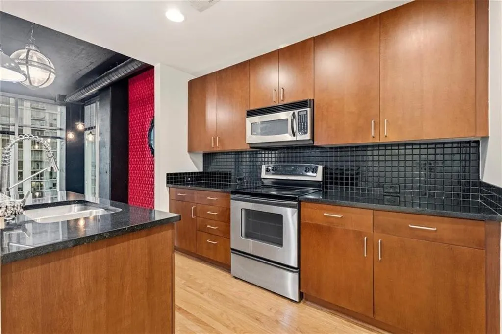250 Pharr Road Ne Unit 1507, Atlanta, Georgia 30305, 1 Bedroom Bedrooms, 0 ,1 BathroomBathrooms,Residential,For Sale,250 Pharr Road Ne Unit 1507,7730578