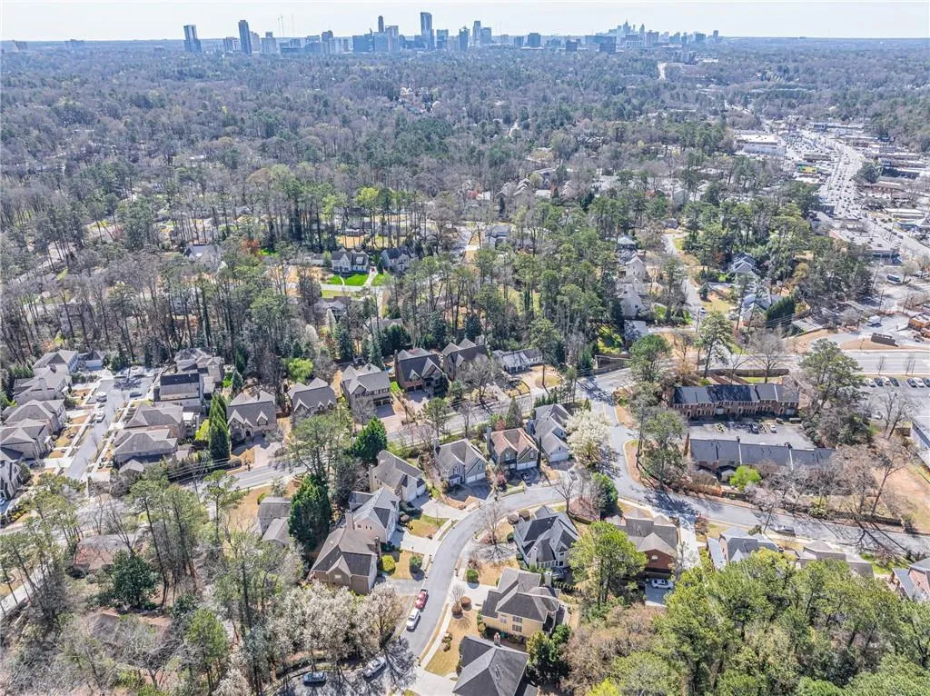 4570 Windsor Park Place, Sandy Springs, Georgia 30342, 3 Bedrooms Bedrooms, ,3 BathroomsBathrooms,Residential,Sold,4570 Windsor Park Place,7403649