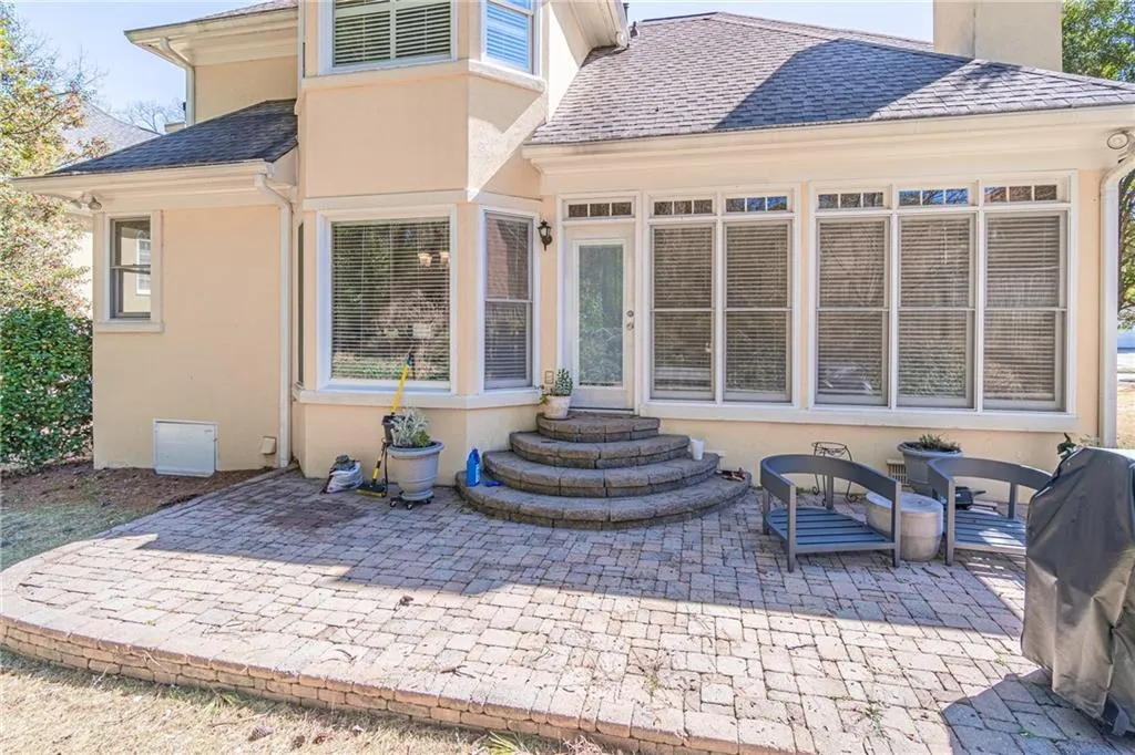 4570 Windsor Park Place, Sandy Springs, Georgia 30342, 3 Bedrooms Bedrooms, ,3 BathroomsBathrooms,Residential,Sold,4570 Windsor Park Place,7403649