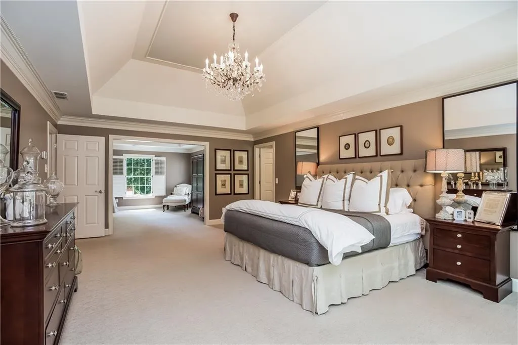 250 Woodchase Close Ne, Atlanta, Georgia 30319, 4 Bedrooms Bedrooms, ,4 BathroomsBathrooms,Residential,Sold,250 Woodchase Close Ne,5741865