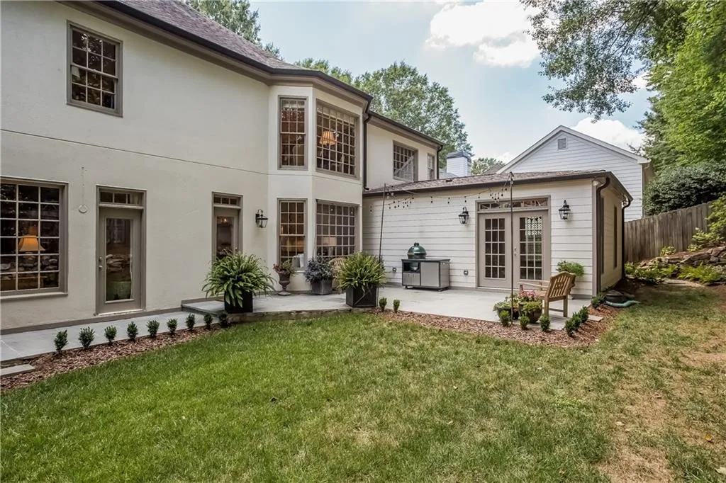 250 Woodchase Close Ne, Atlanta, Georgia 30319, 4 Bedrooms Bedrooms, ,4 BathroomsBathrooms,Residential,Sold,250 Woodchase Close Ne,5741865