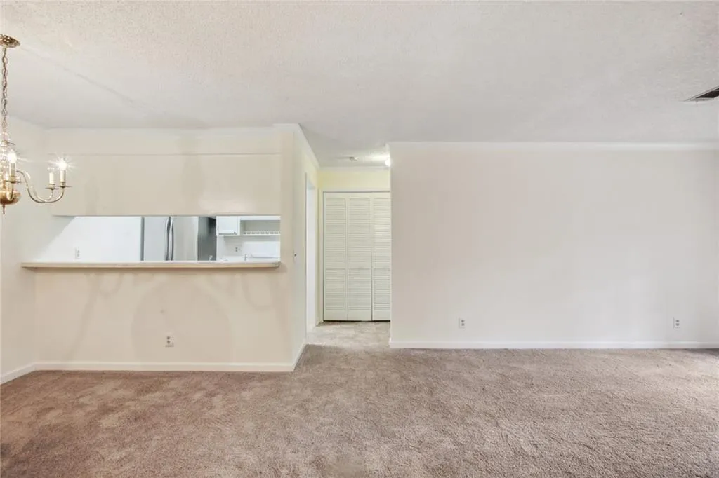 404 Barrington Hills Drive, Sandy Springs, Georgia 30350, 2 Bedrooms Bedrooms, ,2 BathroomsBathrooms,Residential,Sold,404 Barrington Hills Drive,7151716