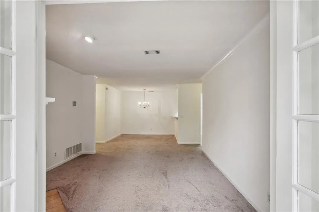 404 Barrington Hills Drive, Sandy Springs, Georgia 30350, 2 Bedrooms Bedrooms, ,2 BathroomsBathrooms,Residential,Sold,404 Barrington Hills Drive,7151716