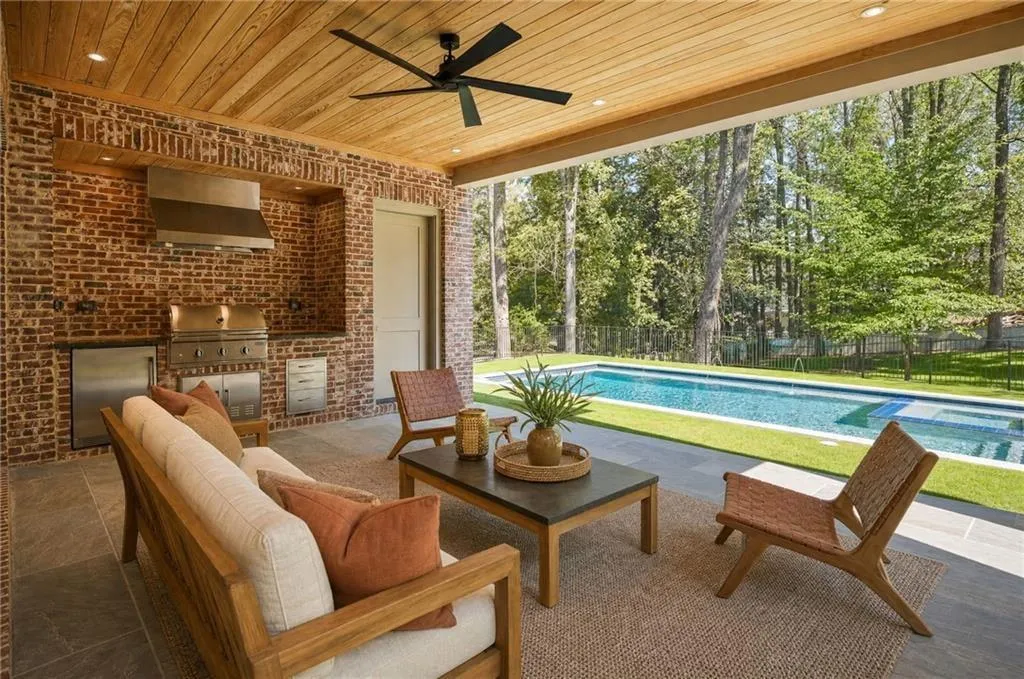 3843 Lake Forrest Drive Ne, Atlanta, Georgia 30342, 7 Bedrooms Bedrooms, 0 ,7 BathroomsBathrooms,Residential,For Sale,3843 Lake Forrest Drive Ne,7854541