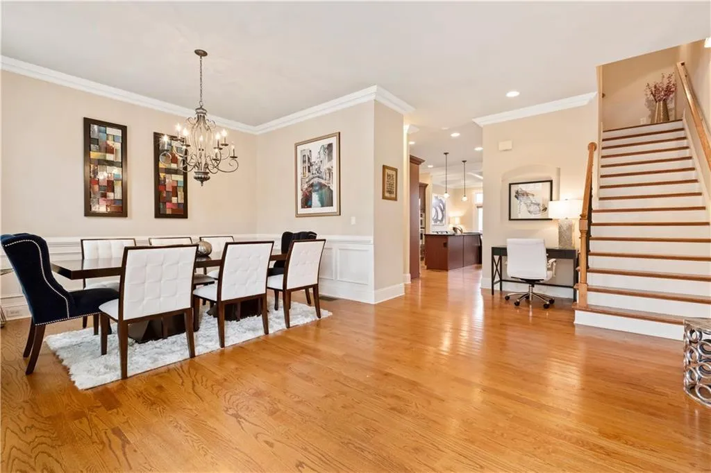 131 Alderwood Hill, Atlanta, Georgia 30328, 4 Bedrooms Bedrooms, ,4 BathroomsBathrooms,Residential,Sold,131 Alderwood Hill,6128961