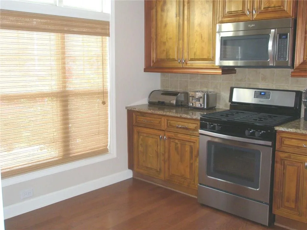 7260 Glisten Avenue Ne Unit 97, Atlanta, Georgia 30328, 3 Bedrooms Bedrooms, ,3 BathroomsBathrooms,Residential,Sold,7260 Glisten Avenue Ne Unit 97,5712962