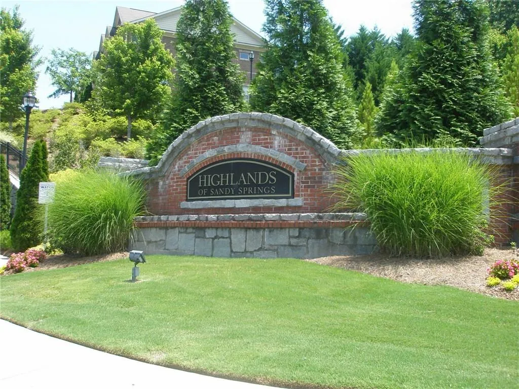 7260 Glisten Avenue Ne Unit 97, Atlanta, Georgia 30328, 3 Bedrooms Bedrooms, ,3 BathroomsBathrooms,Residential,Sold,7260 Glisten Avenue Ne Unit 97,5712962