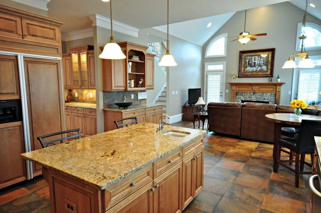 7760 Marsh Court, Sandy Springs, Georgia 30328, 4 Bedrooms Bedrooms, ,4 BathroomsBathrooms,Residential,Sold,7760 Marsh Court,5549549
