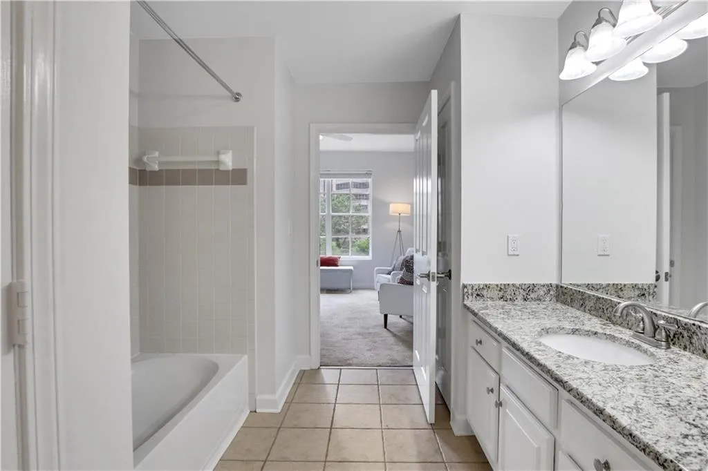 1101 Juniper Street Ne Unit 521, Atlanta, Georgia 30309, 2 Bedrooms Bedrooms, ,2 BathroomsBathrooms,Residential,For Sale,1101 Juniper Street Ne Unit 521,7617742
