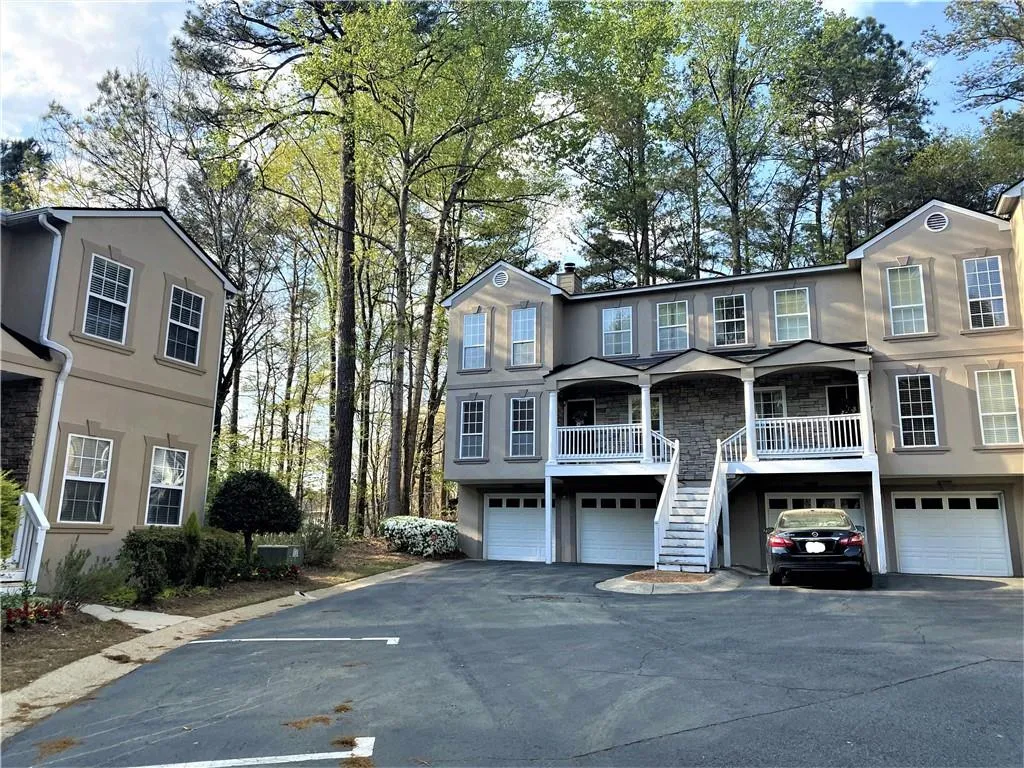 1601 Masons Creek Circle, Atlanta, Georgia 30350, 3 Bedrooms Bedrooms, ,2 BathroomsBathrooms,Residential,Sold,1601 Masons Creek Circle,6864651