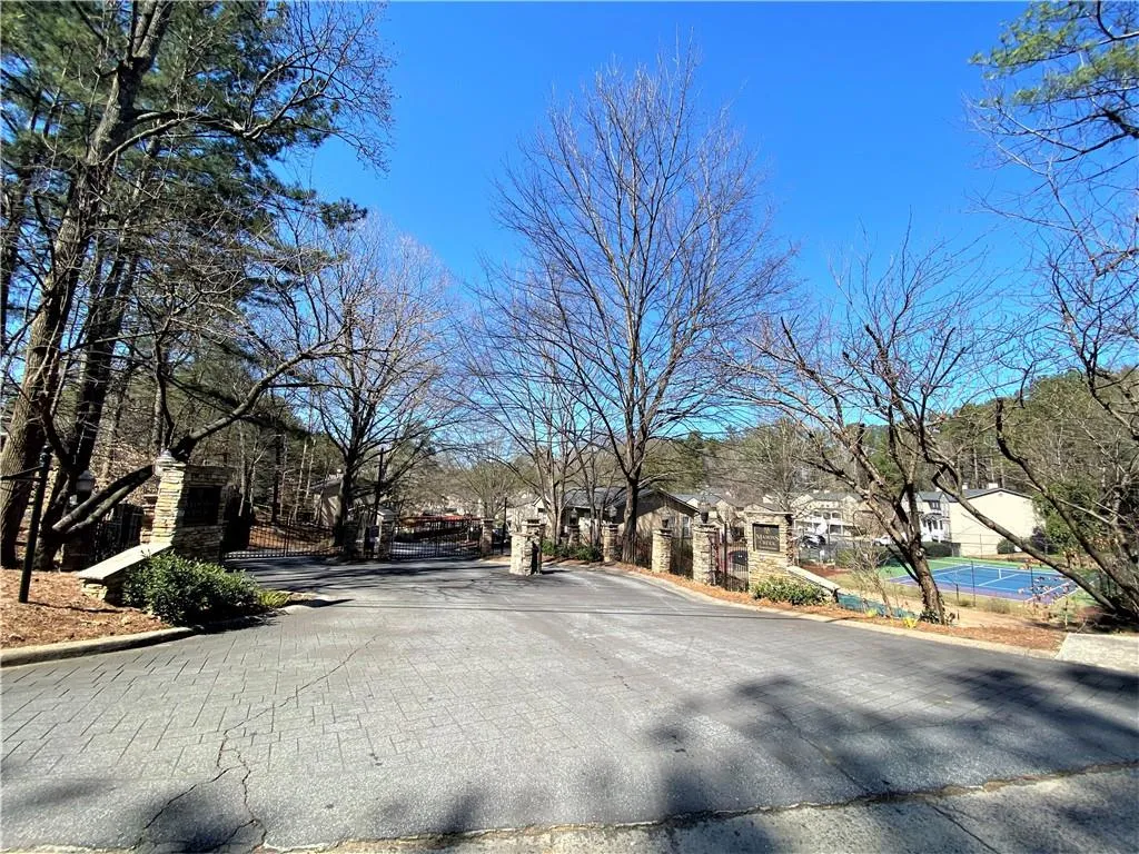 1601 Masons Creek Circle, Atlanta, Georgia 30350, 3 Bedrooms Bedrooms, ,2 BathroomsBathrooms,Residential,Sold,1601 Masons Creek Circle,6864651