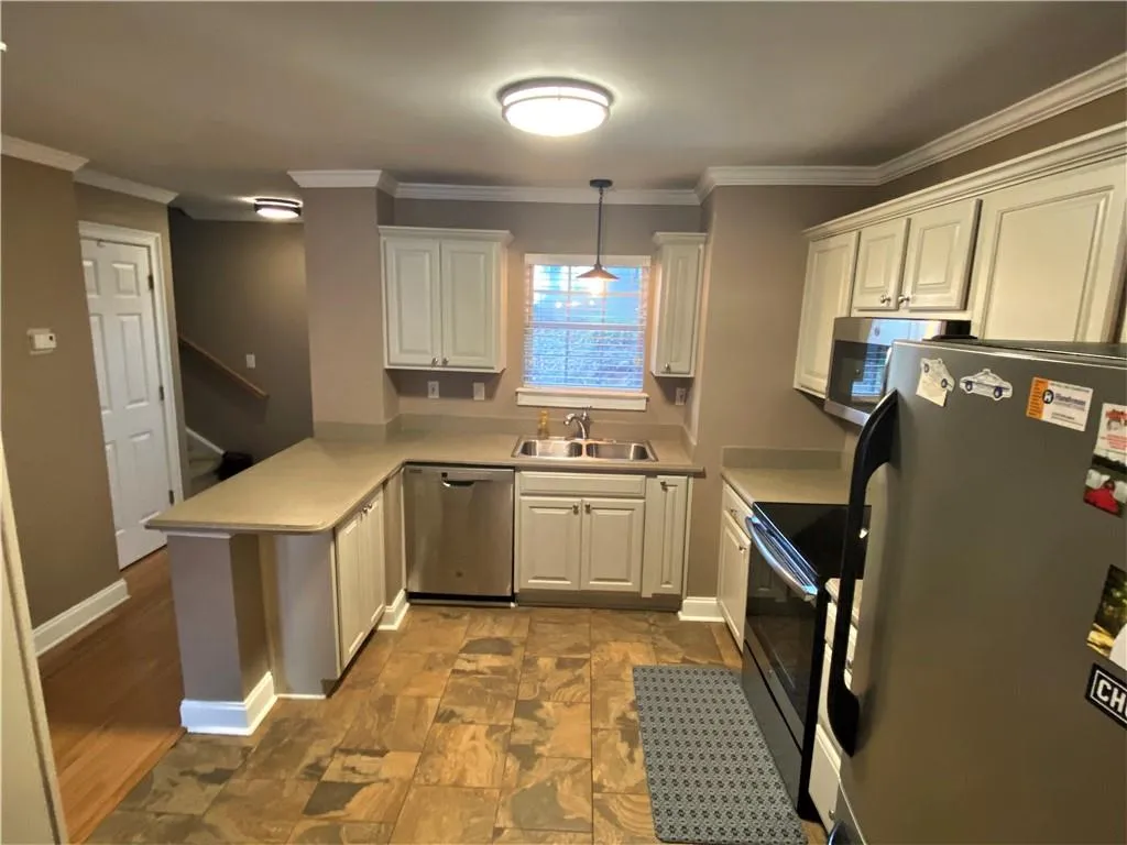 1601 Masons Creek Circle, Atlanta, Georgia 30350, 3 Bedrooms Bedrooms, ,2 BathroomsBathrooms,Residential,Sold,1601 Masons Creek Circle,6864651