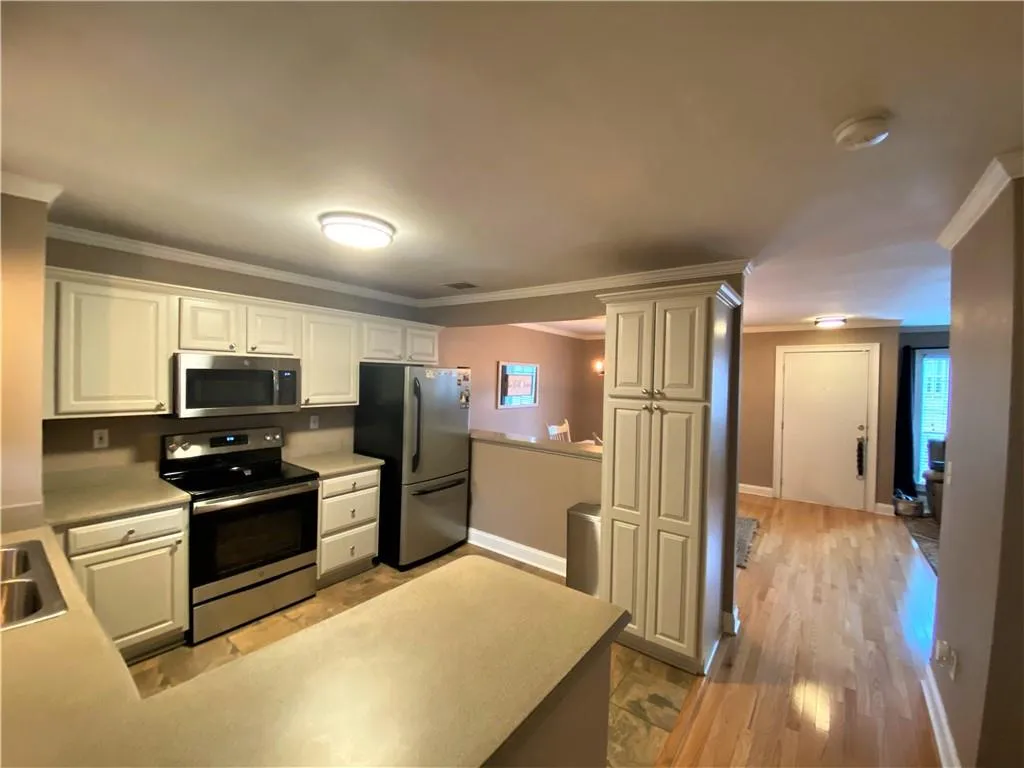 1601 Masons Creek Circle, Atlanta, Georgia 30350, 3 Bedrooms Bedrooms, ,2 BathroomsBathrooms,Residential,Sold,1601 Masons Creek Circle,6864651