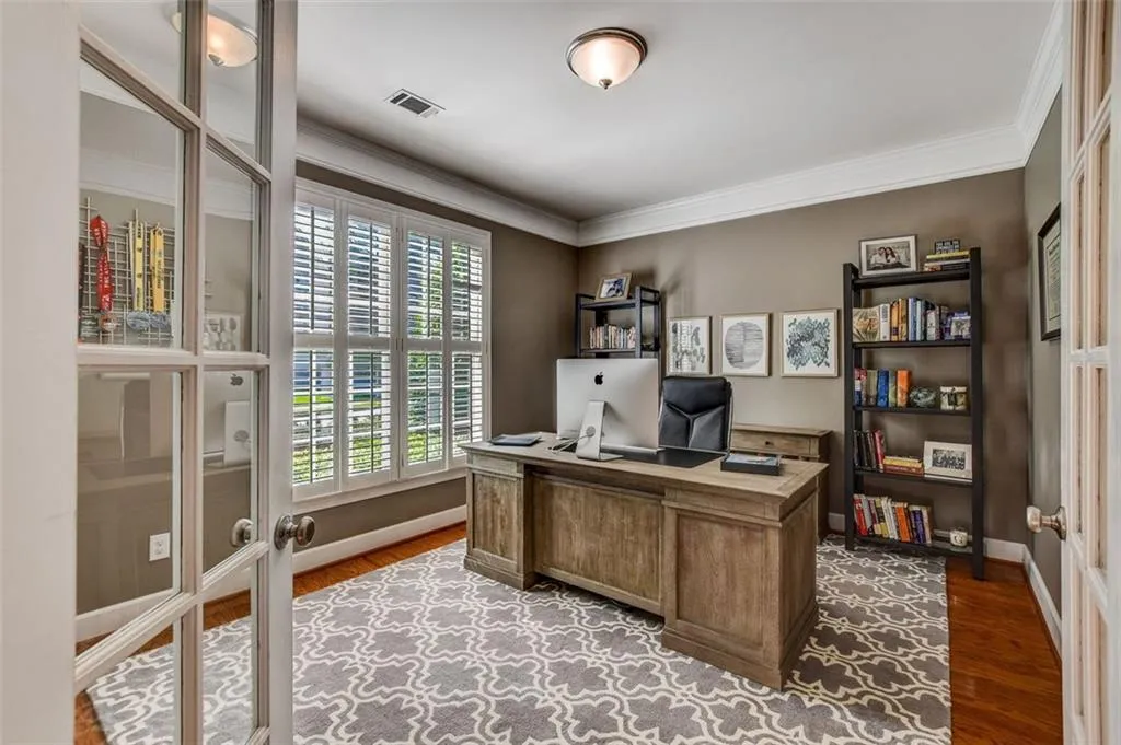 4580 Windsor Park Place, Atlanta, Georgia 30342, 3 Bedrooms Bedrooms, ,2 BathroomsBathrooms,Residential,Sold,4580 Windsor Park Place,7524163