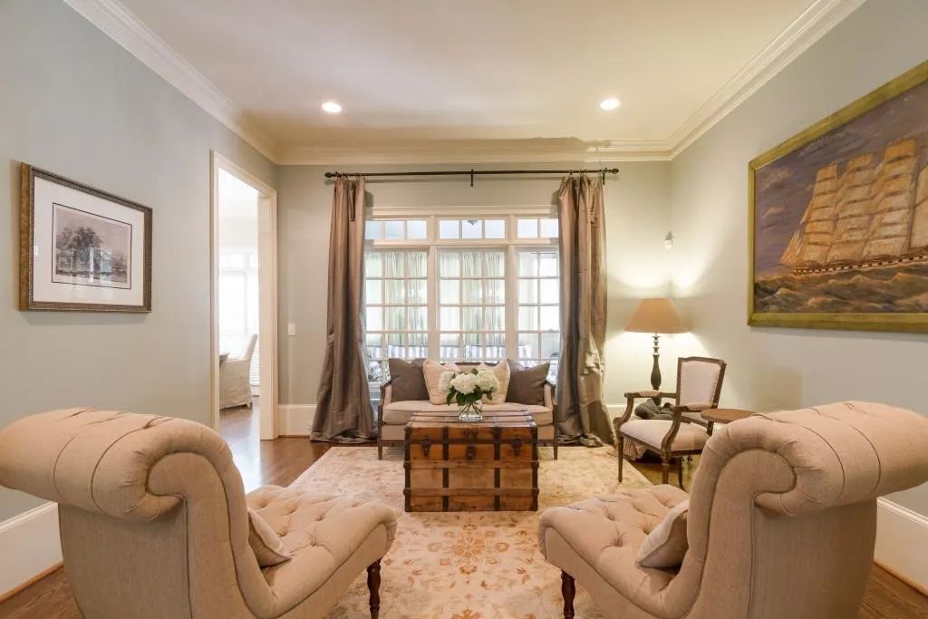 805 Haven Oaks Court, Atlanta, Georgia 30342, 6 Bedrooms Bedrooms, ,4 BathroomsBathrooms,Residential,Sold,805 Haven Oaks Court,5725242