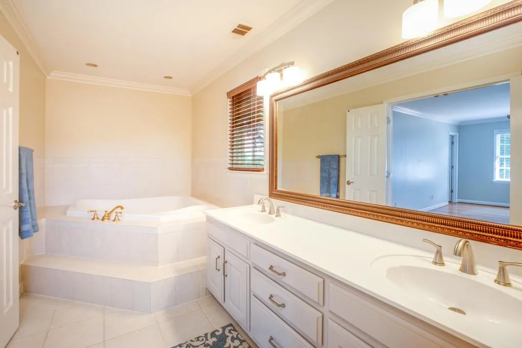 210 Woodrill Way, Atlanta, Georgia 30350, 4 Bedrooms Bedrooms, ,4 BathroomsBathrooms,Residential,Sold,210 Woodrill Way,6505710