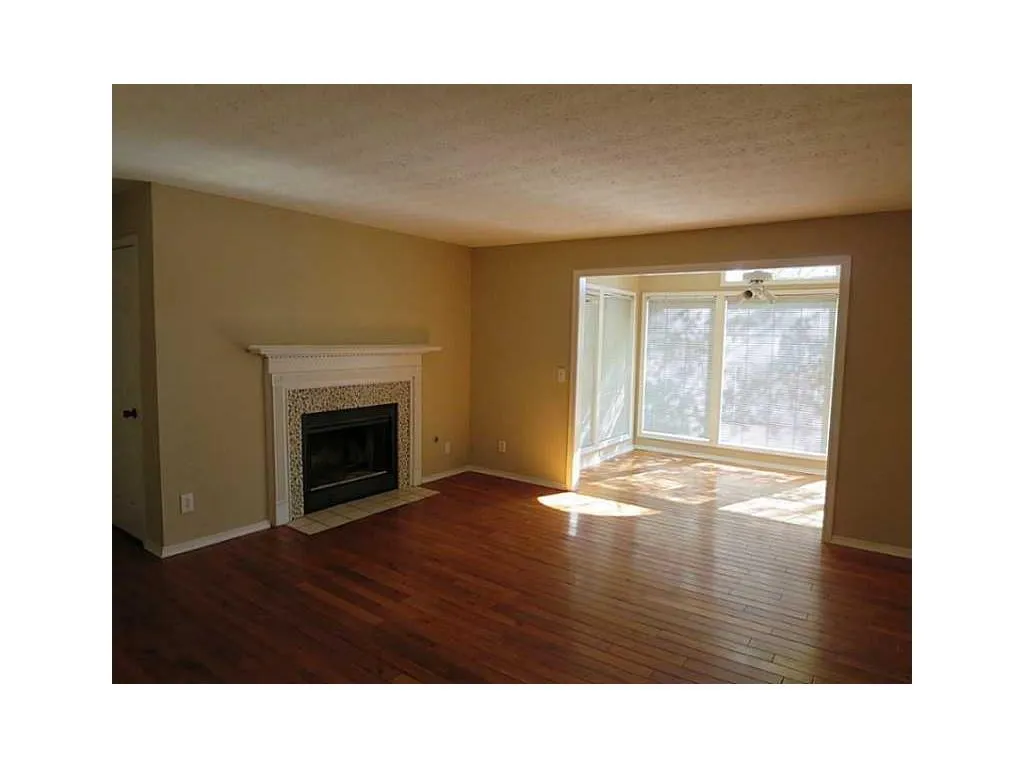 704 Gettysburg Place, Atlanta, Georgia 30350, 2 Bedrooms Bedrooms, ,1 BathroomBathrooms,Residential,Sold,704 Gettysburg Place,5730644