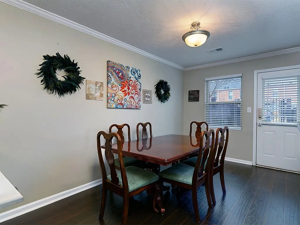 165 N River Drive Unit B, Sandy Springs, Georgia 30350, 2 Bedrooms Bedrooms, ,2 BathroomsBathrooms,Residential,Sold,165 N River Drive Unit B,6699994