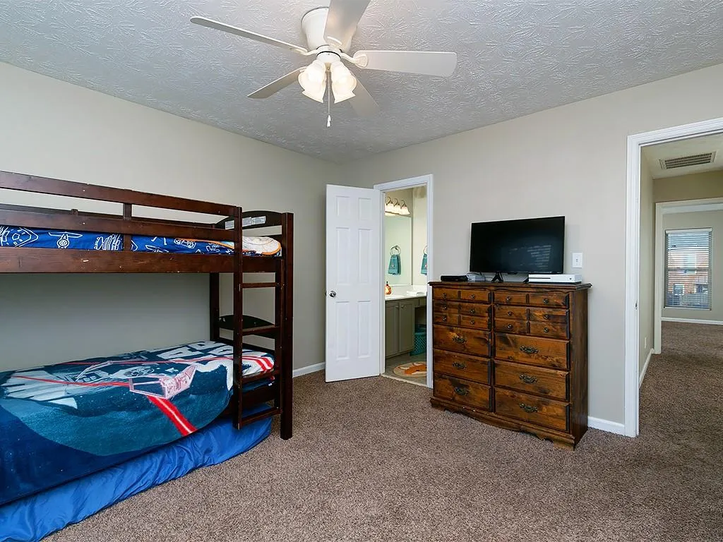 165 N River Drive Unit B, Sandy Springs, Georgia 30350, 2 Bedrooms Bedrooms, ,2 BathroomsBathrooms,Residential,Sold,165 N River Drive Unit B,6699994